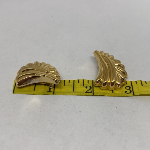 Group lot of vintage non-pierced earrings - Picture 5 of 15